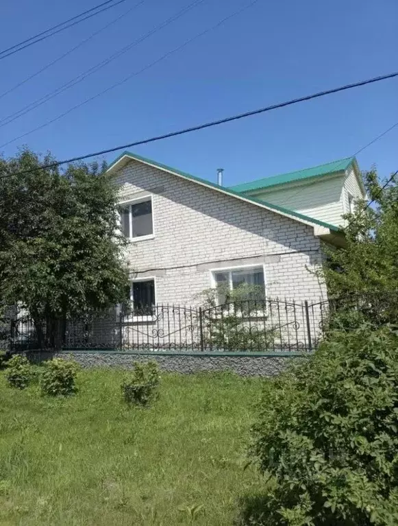 Дом в Ульяновская область, Сенгилей Сенгилеевская ул., 15 (104 м) - Фото 1