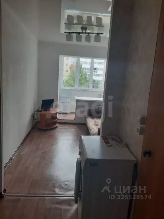 Студия Тюменская область, Тюмень ул. Щорса, 1а (12.4 м) - Фото 1