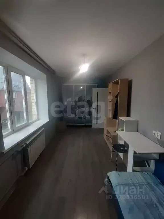 1-к кв. Курганская область, Шадринск ул. Чапаева, 48к4 (30.5 м) - Фото 2