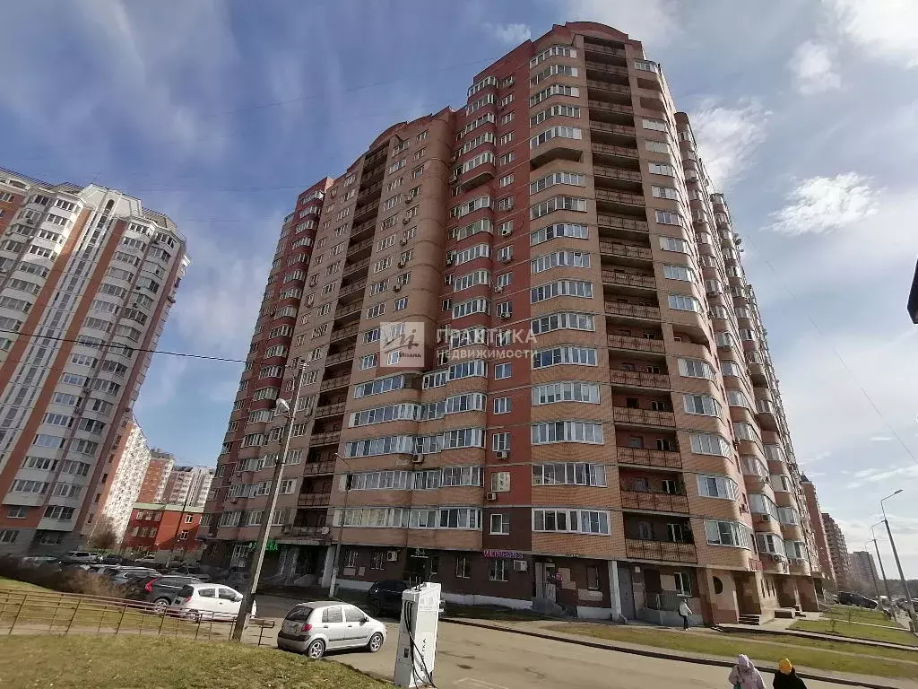 Продается 1-комнатная квартира - Фото 1