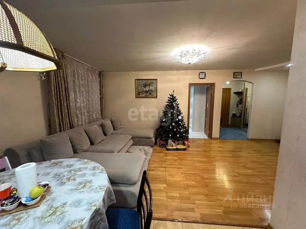 3-к кв. Татарстан, Казань ул. Кулахметова, 17к4 (94.0 м) - Фото 1