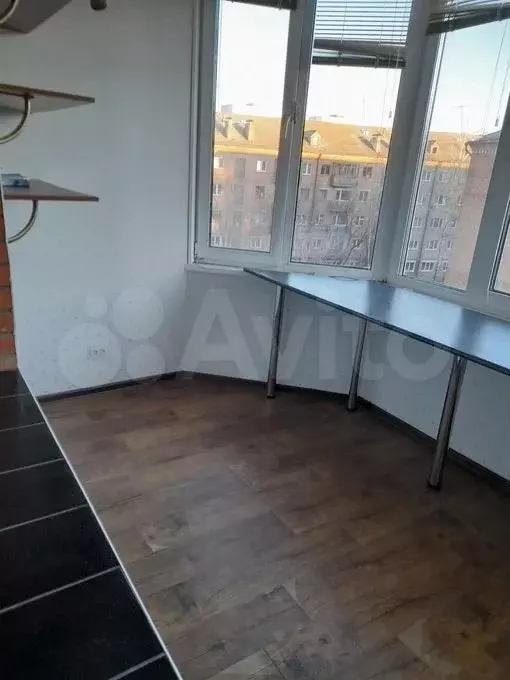 1-к. квартира, 41 м, 4/10 эт. - Фото 1