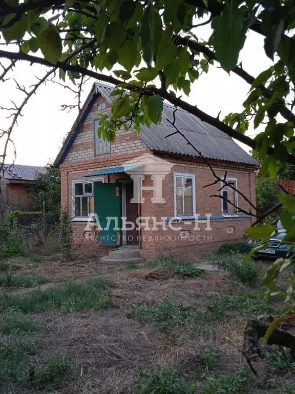 Дом в Ростовская область, Азов Азовский район, пер. 3-й Линейный (18 ... - Фото 1