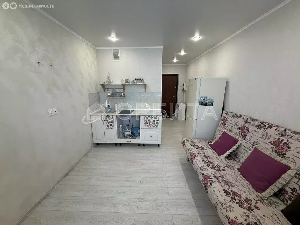 Квартира-студия: Тюмень, Интернациональная улица, 199к4 (15.9 м) - Фото 2