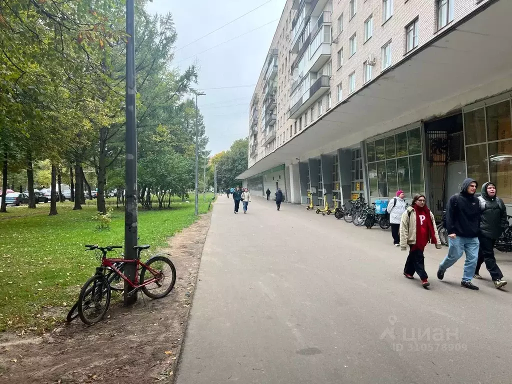 Помещение свободного назначения в Санкт-Петербург 2-й Муринский ... - Фото 1