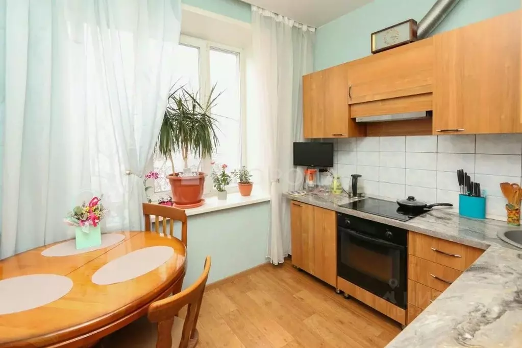3-к кв. Кемеровская область, Новокузнецк Фестивальная ул., 14 (76.7 м) - Фото 1