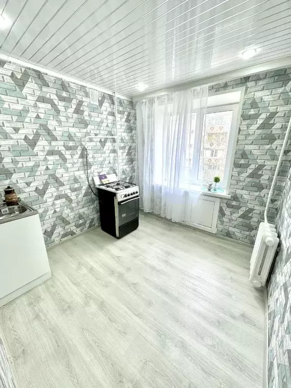 1-к кв. Тульская область, Алексин ул. Болотова, 8к3 (33.0 м) - Фото 1