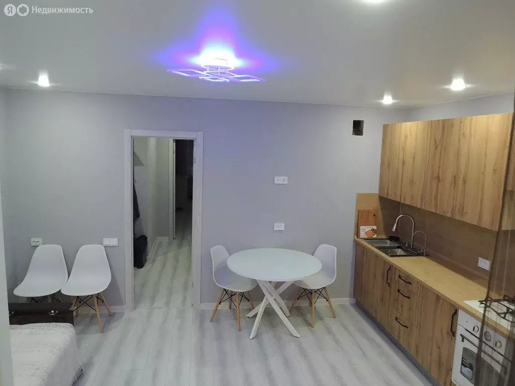 1-комнатная квартира: Чебоксары, улица Филиппа Лукина, 4 (53 м) - Фото 1