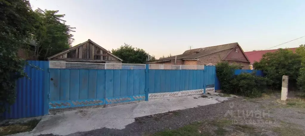 Дом в Ростовская область, Сальск Лесная ул., 22 (45 м) - Фото 1