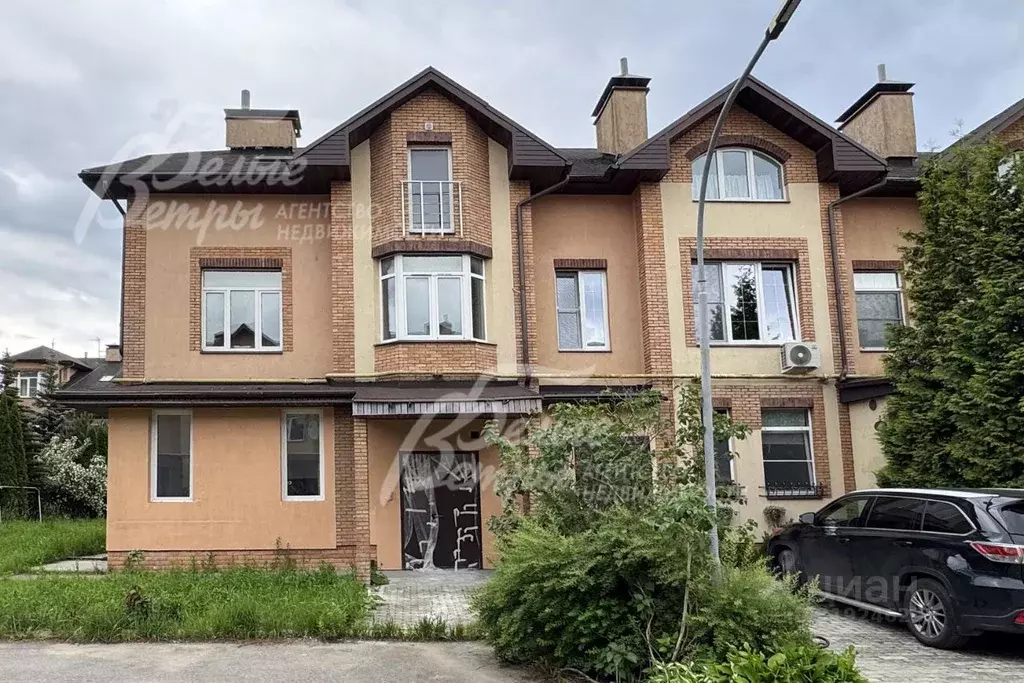 Таунхаус в Москва д. Сосенки, Дубровка жилой комплекс (280 м) - Фото 0