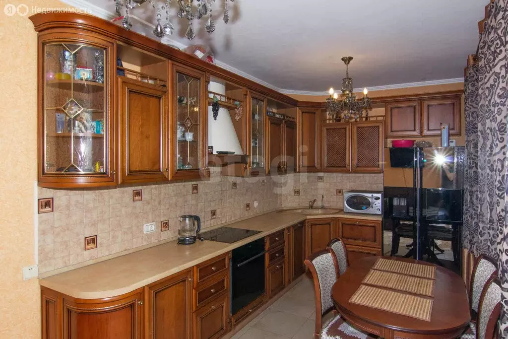 2-комнатная квартира: Тюмень, Первомайская улица, 60к1 (69 м) - Фото 1