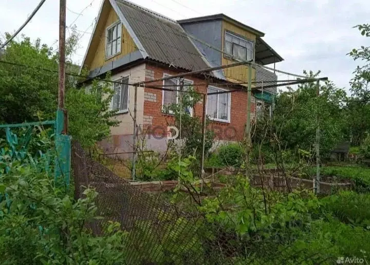 Дом в Саратовская область, Энгельсский район, Красноярское ... - Фото 1