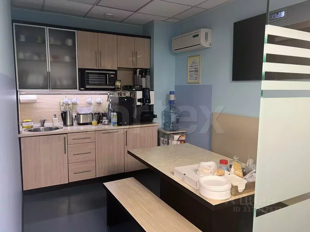 Офис в Москва ул. Обручева, 34/63 (300 м) - Фото 1