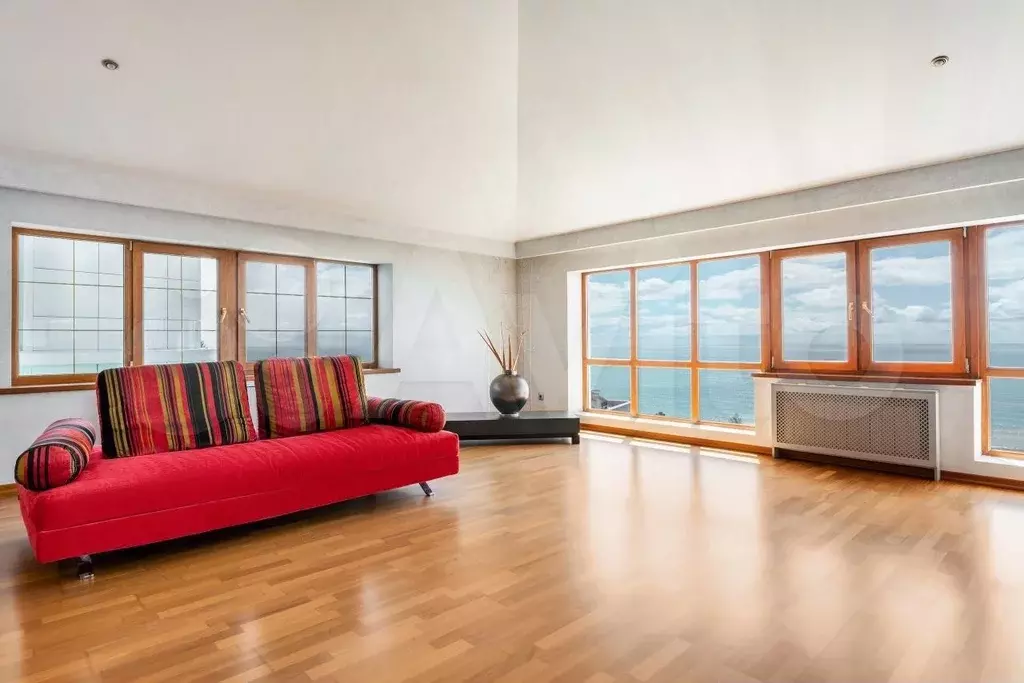 3-к. квартира, 170 м, 8/8 эт. - Фото 1
