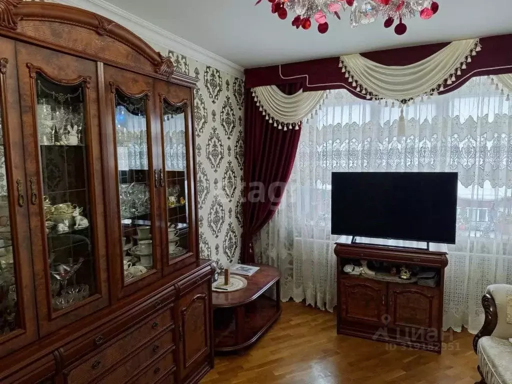 3-к кв. Адыгея, Майкоп ул. Коммунаров, 148Ж (66.9 м) - Фото 0