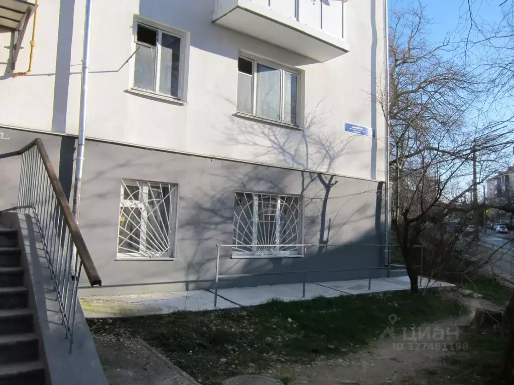 2-к кв. Севастополь ул. Гоголя, 55 (42.8 м) - Фото 2