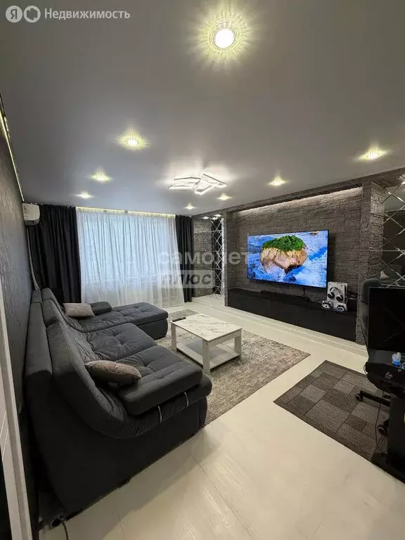 3-комнатная квартира: Липецк, улица имени А.И. Хорошавина, 23 (81.3 м) - Фото 1