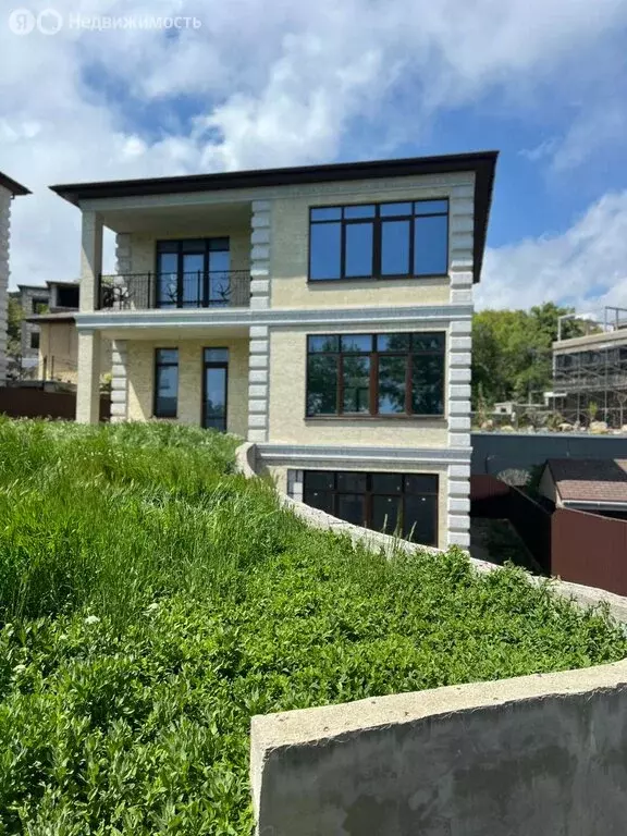 Дом в Республика Крым, муниципальный округ Ялта, посёлок городского ... - Фото 2