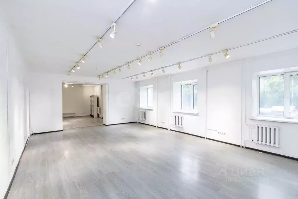 Помещение свободного назначения в Тюменская область, Тюмень ... - Фото 1