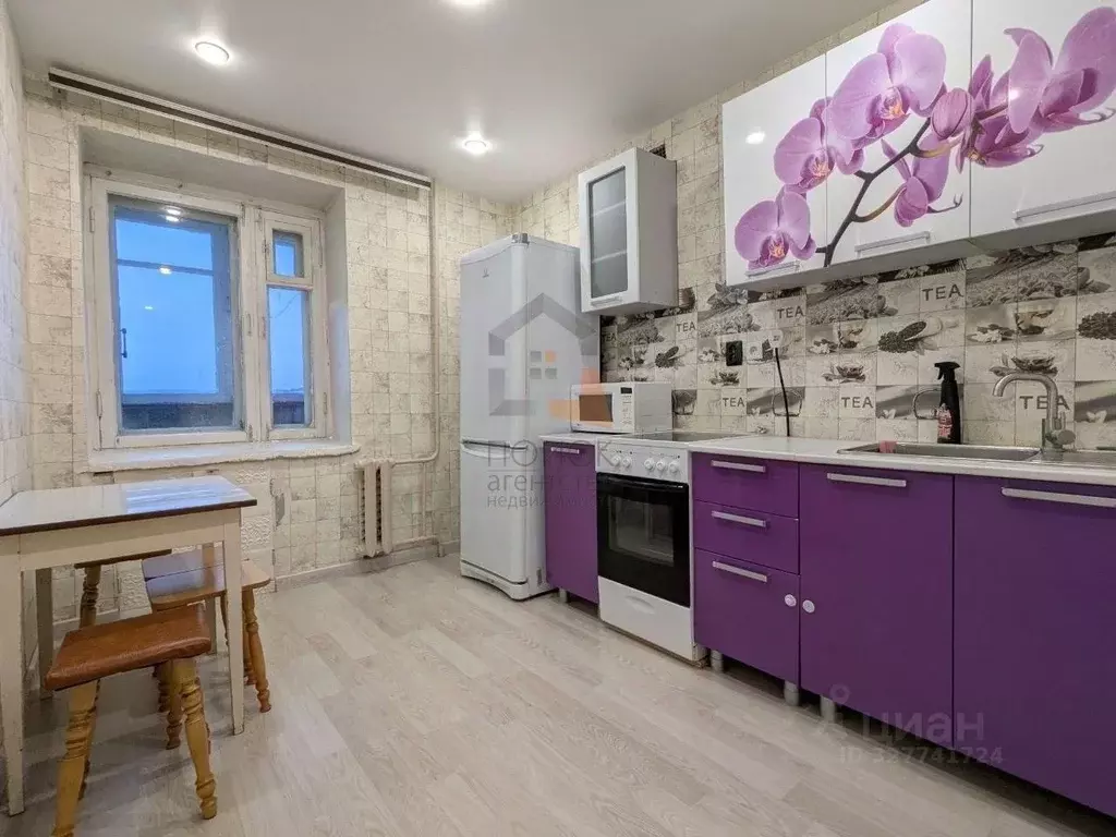 2-к кв. Кировская область, Киров Северная Набережная ул., 11 (47.0 м) - Фото 1