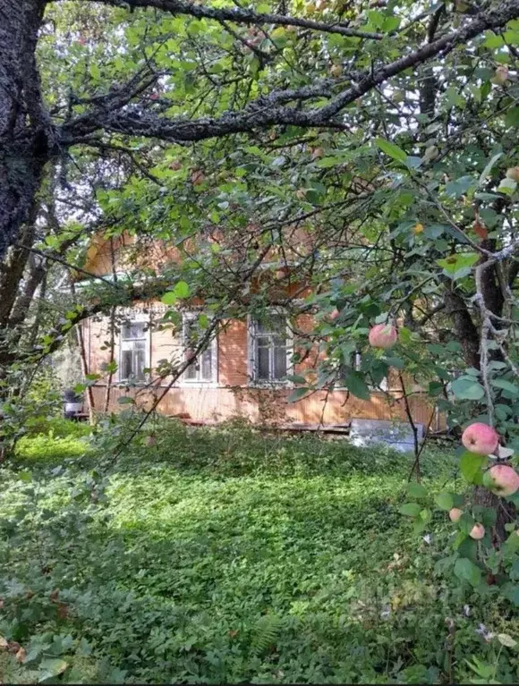 Дом в Ленинградская область, Гатчинский район, Сиверский городской ... - Фото 0