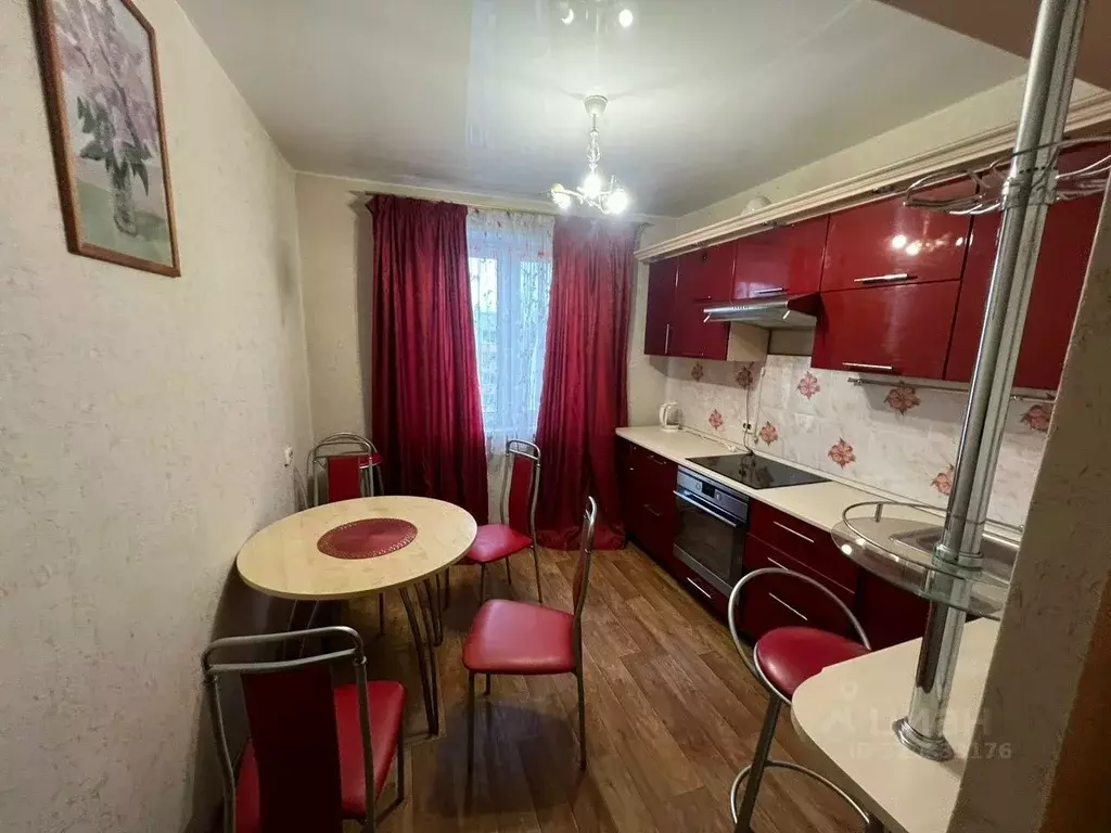 2-к кв. Красноярский край, Красноярск Северный мкр, ул. Урванцева, 6А ... - Фото 0