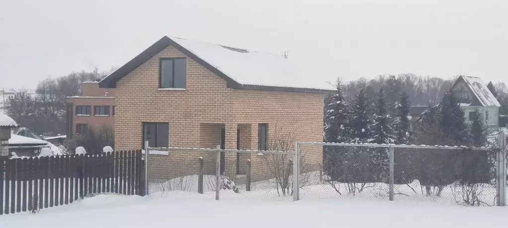 Коттедж в Башкортостан, Уфимский район, Таптыковский сельсовет, с. ... - Фото 1