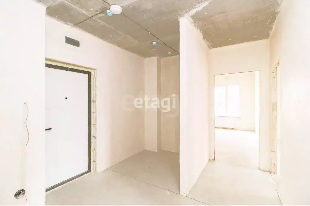 3-к кв. Тюменская область, Тюмень ул. Газопромысловая, 1к2 (89.8 м) - Фото 1