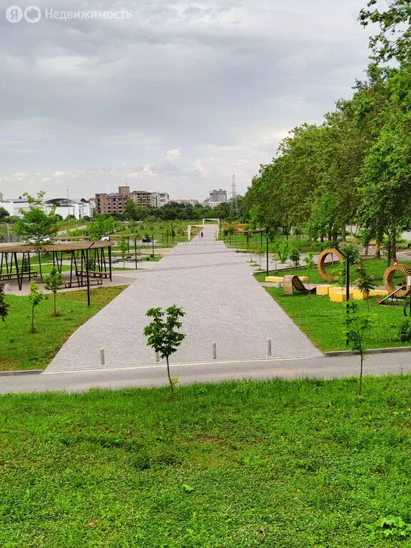2-комнатная квартира: Нальчик, проспект Ленина, 1 (78.3 м) - Фото 1
