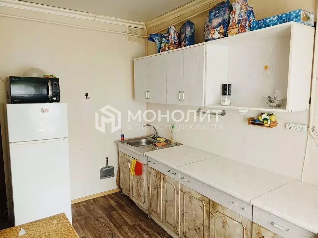 2-к кв. Белгородская область, Старый Оскол Весенний мкр, 13 (54.0 м) - Фото 0