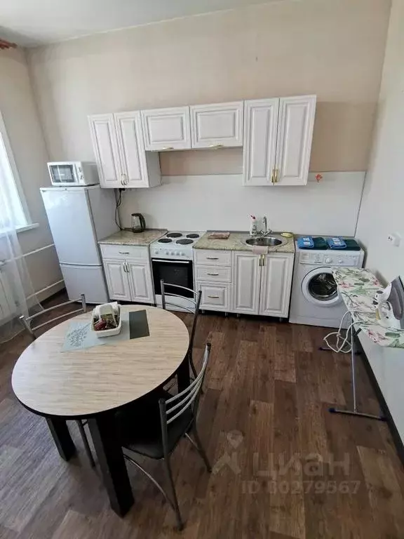 Студия Иркутская область, Иркутск наб. Верхняя, 145/11 (33.0 м) - Фото 1
