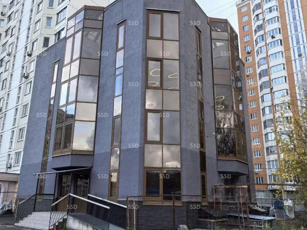 Помещение свободного назначения в Московская область, Красногорск ул. ... - Фото 1