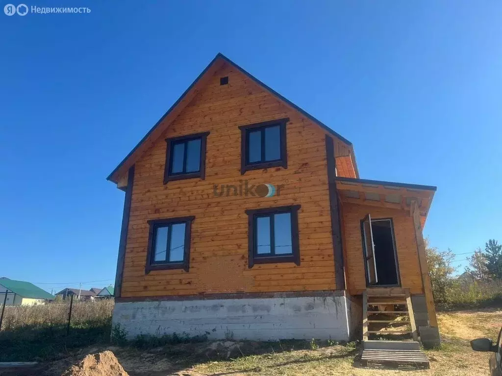 Дом в село Карамалы, улица Муртазина, 10 (100 м) - Фото 1