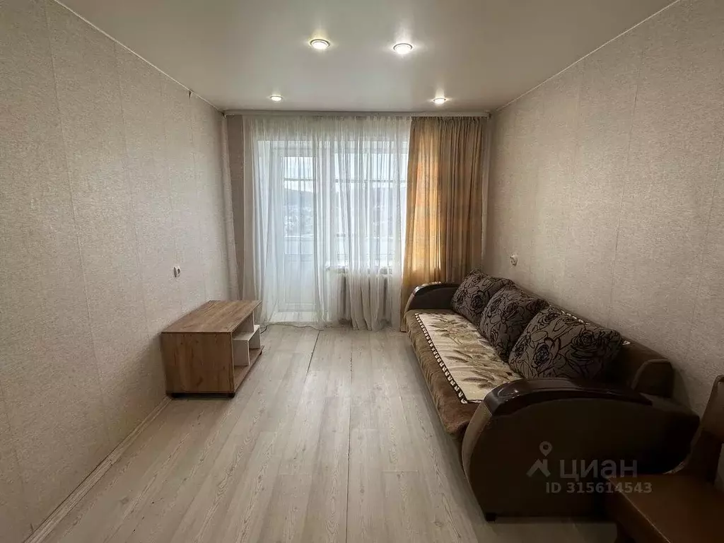 1-к кв. Свердловская область, Полевской ул. Бажова, 8 (30.1 м) - Фото 1