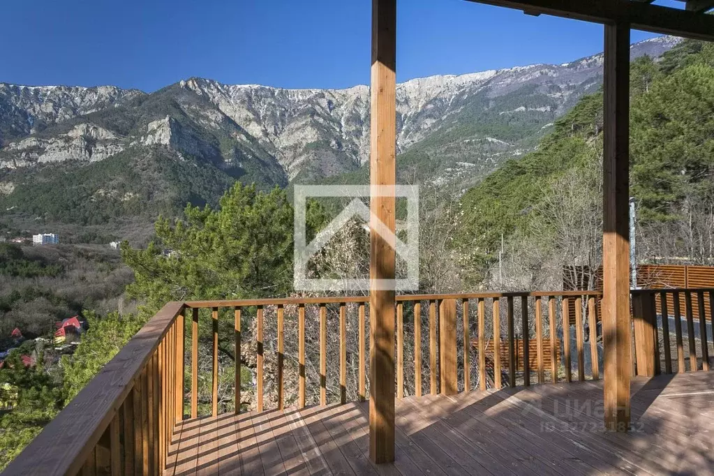 Дом в Крым, Ялта ул. Большевистская, 12 (249 м) - Фото 1