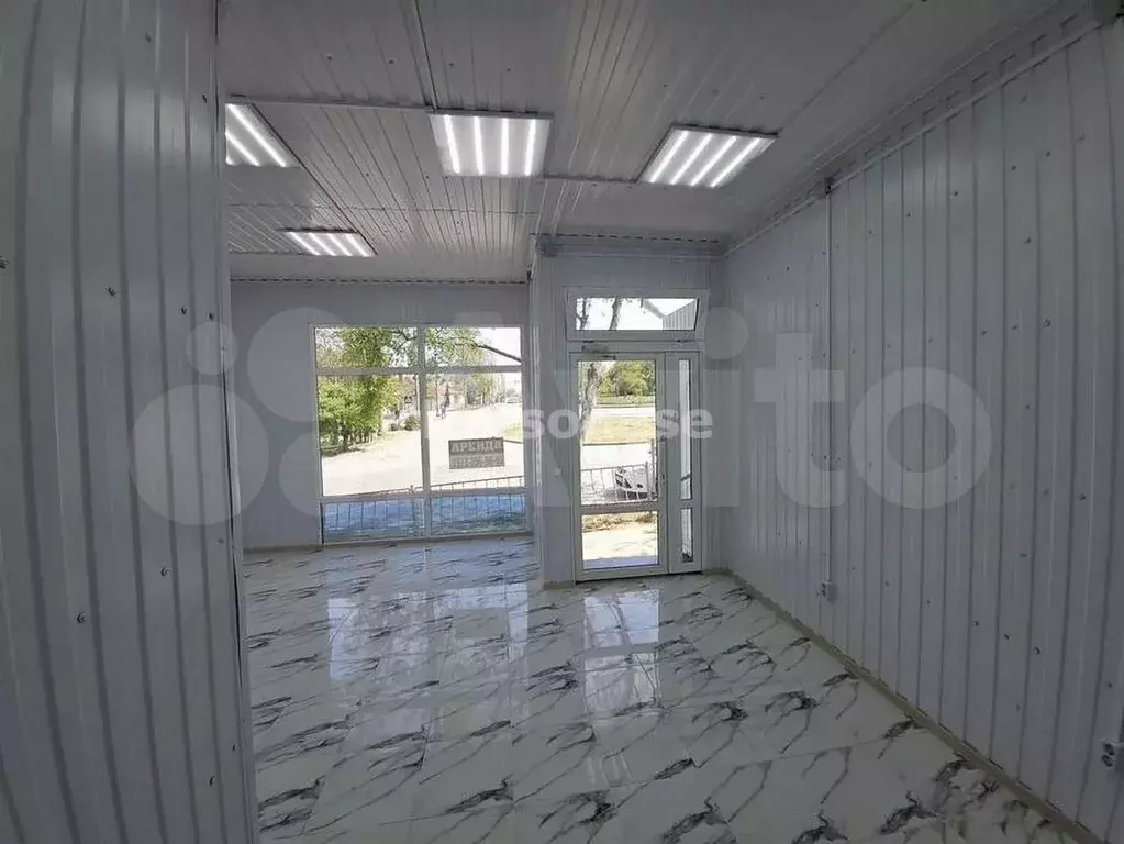 Аренда помещения свободного назначения 32 кв м, 1/1 этаж, улица ... - Фото 0