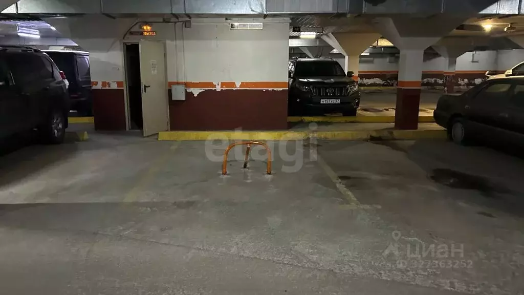 Гараж в Хабаровский край, Хабаровск ул. Дикопольцева, 26к2 (15 м) - Фото 1