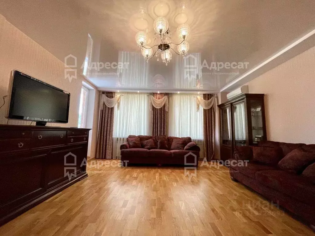3-к кв. Волгоградская область, Волгоград ул. Хиросимы, 6 (150.9 м) - Фото 0