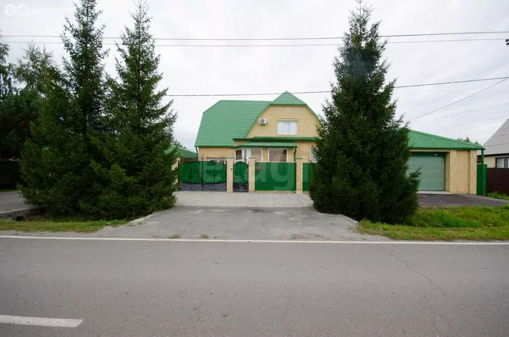 Дом в Заводоуковск, Широтная улица (218 м) - Фото 1