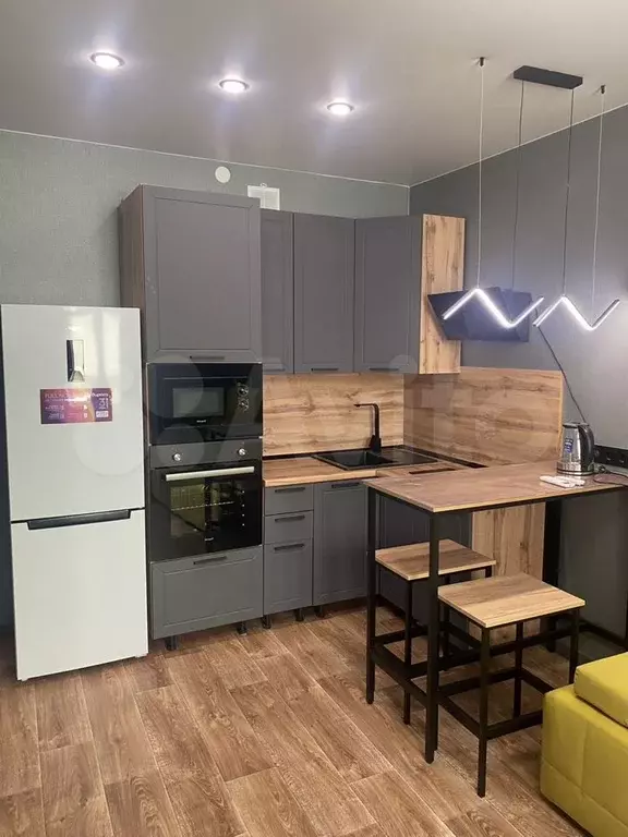 1-к. квартира, 40 м, 15/19 эт. - Фото 0