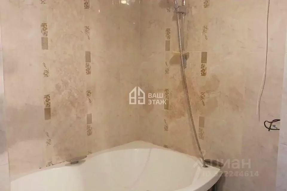 3-к кв. Калужская область, Калуга ул. Кубяка, 16 (47.8 м) - Фото 2