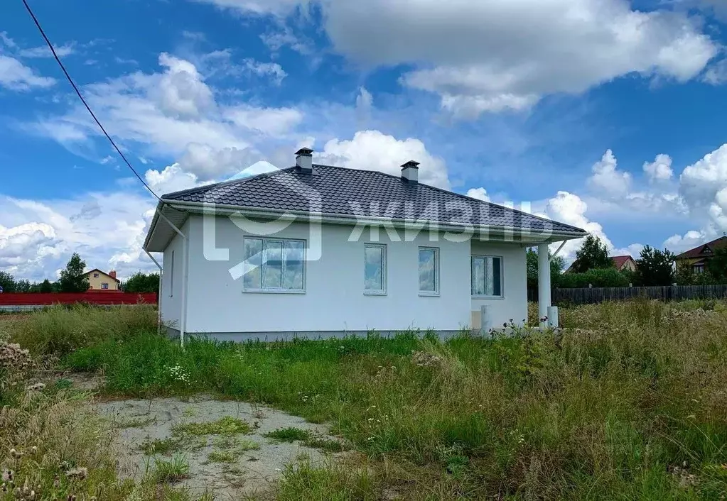 Дом в Свердловская область, Белоярский городской округ, д. Поварня  ... - Фото 1