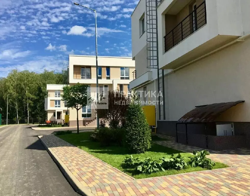 Продается 5-комнатная квартира - Фото 0