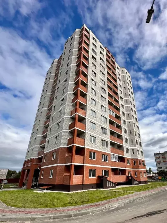 1-к кв. Калужская область, Калуга ул. Дружбы, 8к1 (51.2 м) - Фото 1