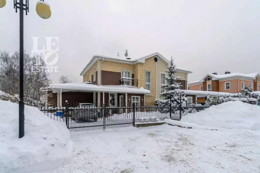 Таунхаус в Московская область, Мытищи городской округ, д. Аксаково ул. ... - Фото 1