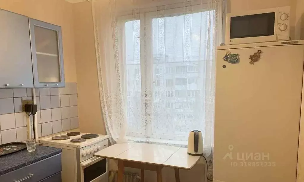 3-к кв. Москва Днепропетровская ул., 37К1 (50.0 м) - Фото 0