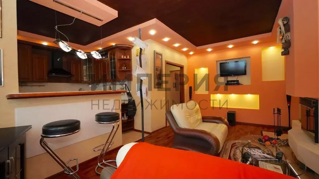 3-к кв. Магаданская область, Магадан Речная ул., 65 (70.1 м) - Фото 1