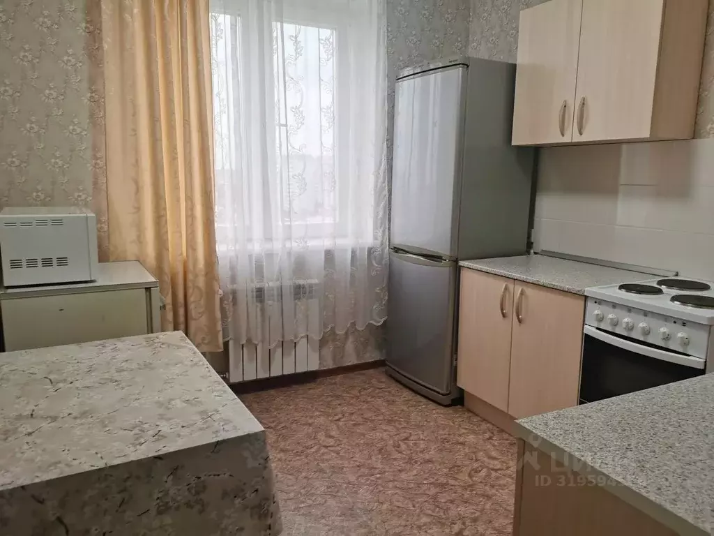 1-к кв. Омская область, Омск Осоавиахимовская ул., 181к1 (40.4 м) - Фото 0