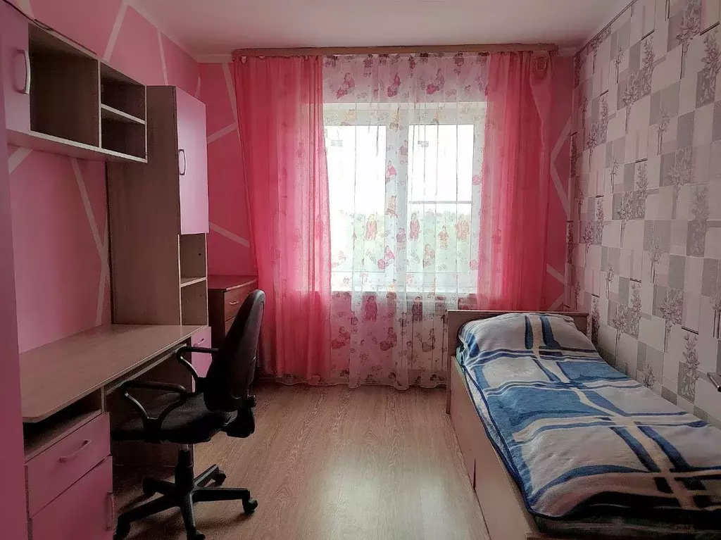 3-к кв. Ленинградская область, Волхов ул. Федюнинского, 10Б (60.0 м) - Фото 1