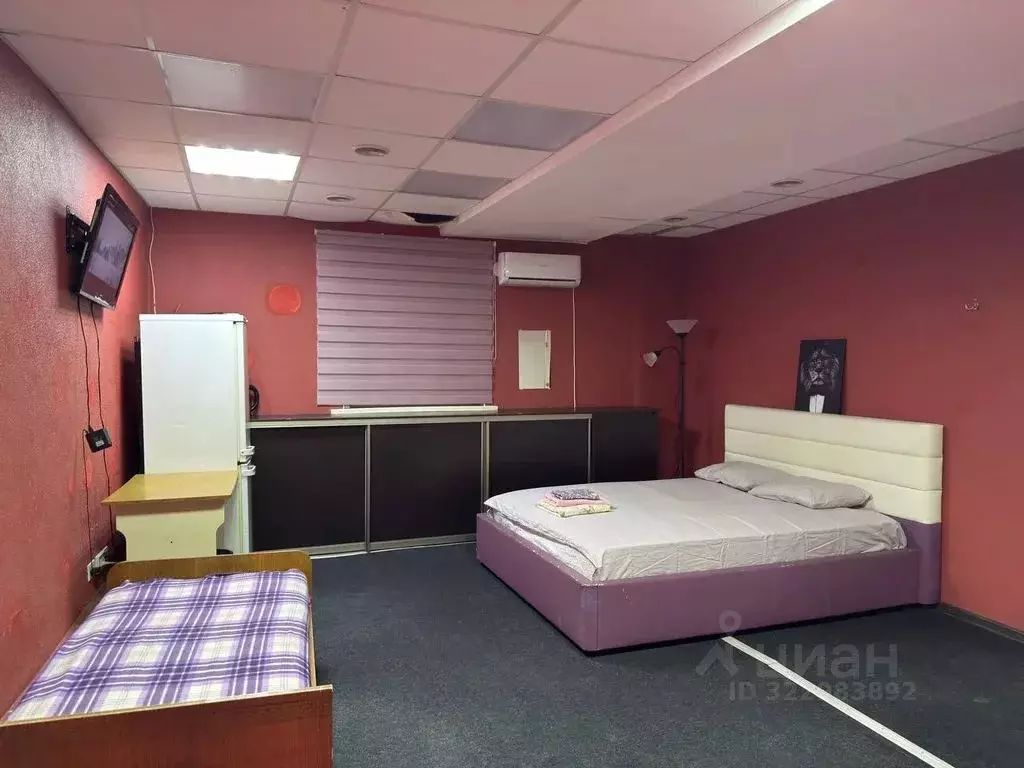 Комната Челябинская область, Челябинск просп. Ленина, 49В - Фото 0